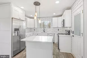 2238 Blueball Ave, Upper Chichester, PA 19061 - Photo 7