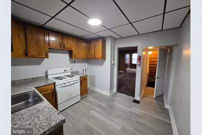814 Upland Street, Chester, PA 19013 - Photo 3