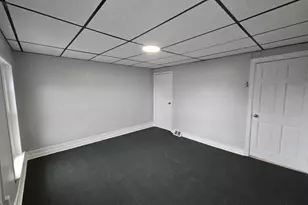 814 Upland St, Chester, PA 19013 - Photo 11