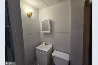 814 Upland Street, Chester, PA 19013 - Photo 21