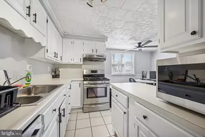 1542 Summit Street, Marcus Hook, PA 19061 - Photo 7