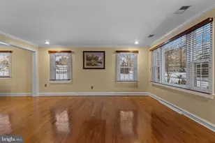 302 Governors Dr, Wallingford, PA 19086 - Photo 3