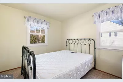 2416 W Colonial Drive, Upper Chichester, PA 19061 - Photo 17