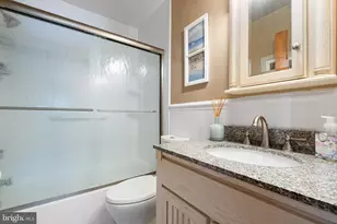 2416 W Colonial Dr, Upper Chichester, PA 19061 - Photo 17