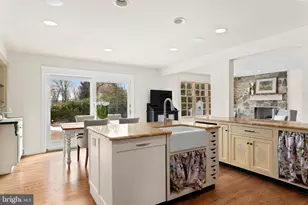 300 Valley Pl, Wayne, PA 19087 - Photo 17