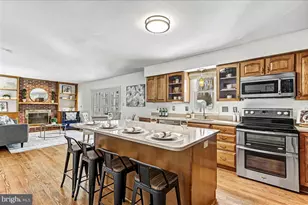 1103 Red Oak Dr, Garnet Valley, PA 19060 - Photo 17