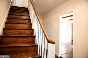 395 Bishop Hollow Rd, Newtown Square, PA 19073 - Photo 5