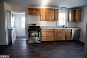 395 Bishop Hollow Rd, Newtown Square, PA 19073 - Photo 9