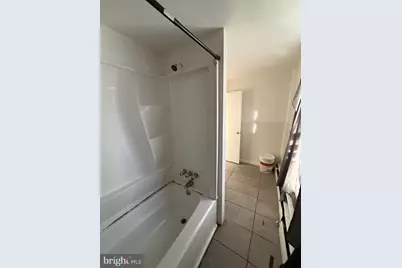 46 W Baltimore Avenue, Clifton Heights, PA 19018 - Photo 9