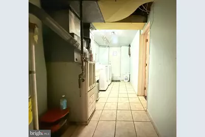 85 S Harwood Avenue, Upper Darby, PA 19082 - Photo 17