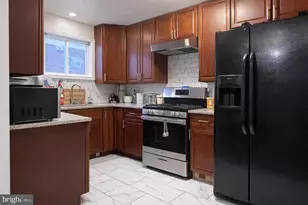 85 S Harwood Ave, Upper Darby, PA 19082 - Photo 7