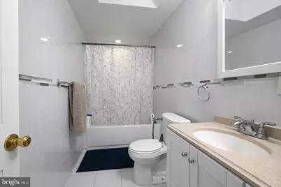 85 S Harwood Avenue, Upper Darby, PA 19082 - Photo 9