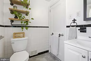 419 W Grays Ave, Glenolden, PA 19036 - Photo 17