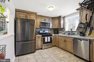 419 W Grays Ave, Glenolden, PA 19036 - Photo 7