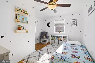 419 W Grays Avenue, Glenolden, PA 19036 - Photo 15