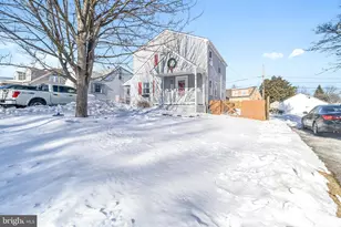 10 Sheridan Ln, Aston, PA 19014 - Photo 1