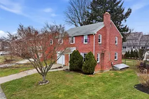 905 Addingham Ave, Drexel Hill, PA 19026 - Photo 3