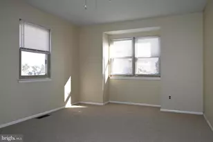 613 St Anthony Ln, Upper Darby, PA 19082 - Photo 21