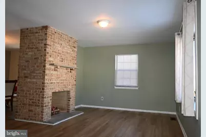 613 Saint Anthony Lane, Upper Darby, PA 19082 - Photo 5