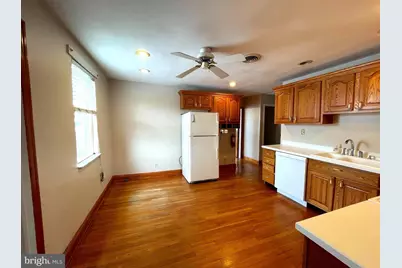 712 E Macdade Boulevard, Folsom, PA 19033 - Photo 21