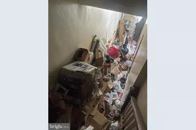 17 E Mowry Street, Chester, PA 19013 - Photo 7