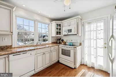 512 Media Parkway, Wallingford, PA 19086 - Photo 7