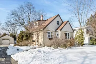 512 Media Pkwy, Wallingford, PA 19086 - Photo 1