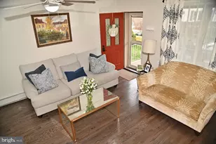 8102 Arlington Ave, Upper Darby, PA 19082 - Photo 9