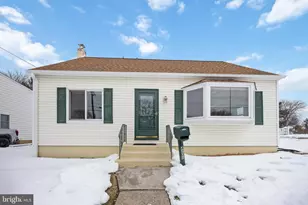 4201 Chandler Dr, Brookhaven, PA 19015 - Photo 3