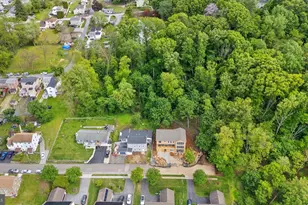 810 Maple Ln, Aston, PA 19014 - Photo 5