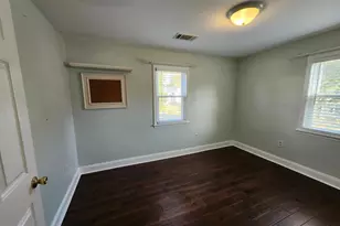 51 Bunting Ln, Aston, PA 19014 - Photo 5