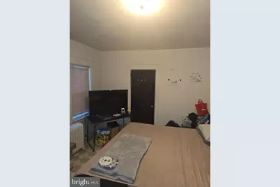 30 E Mowry Street, Chester, PA 19013 - Photo 9