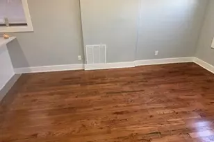 916 Fulton St, Chester, PA 19013 - Photo 3