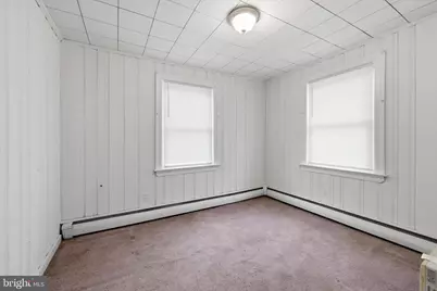 5 S Wells Avenue, Glenolden, PA 19036 - Photo 9