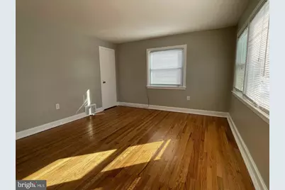 2205 E Darby Road #SECOND FLOOR, Havertown, PA 19083 - Photo 3