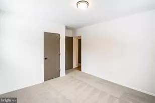 333 Golf Hills Rd, Havertown, PA 19083 - Photo 17