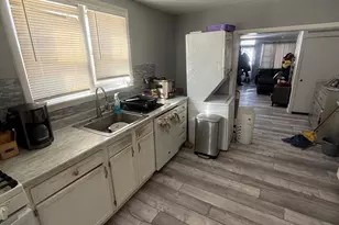 619 W 5th St, Chester, PA 19013 - Photo 7