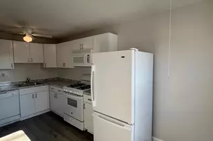 952 Grant Rd, Folcroft, PA 19032 - Photo 3