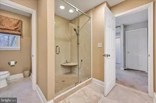 213 Beatrice Ln, Aston, PA 19014 - Photo 33