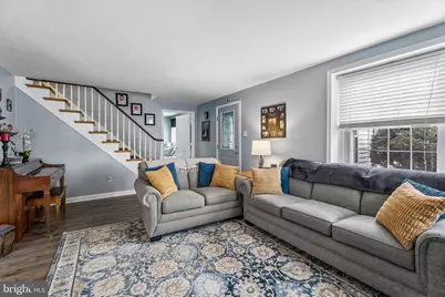 908 Roberts Avenue, Drexel Hill, PA 19026 - Photo 3