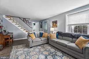 908 Roberts Ave, Drexel Hill, PA 19026 - Photo 3