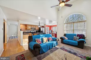 32 Victory Way, Upper Chichester, PA 19061 - Photo 5