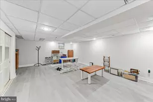 8 Eusden Dr, Aston, PA 19014 - Photo 25