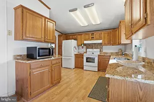 236 Horseshoe Dr, Garnet Valley, PA 19060 - Photo 13