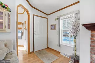 236 Horseshoe Dr, Garnet Valley, PA 19060 - Photo 7