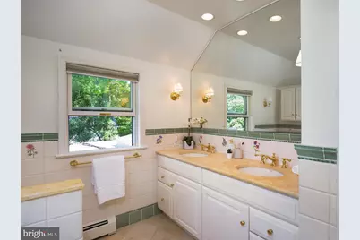 220 Radnor Chester Road, Villanova, PA 19085 - Photo 17