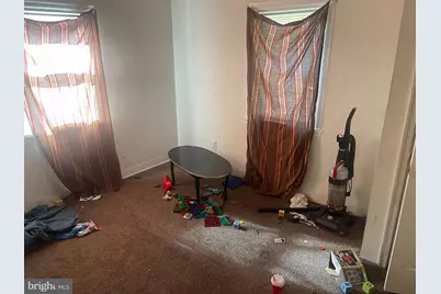 1114 Clover Lane, Chester, PA 19013 - Photo 5