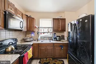 208 Walnut St, Darby, PA 19023 - Photo 15