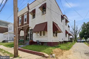 208 Walnut St, Darby, PA 19023 - Photo 3
