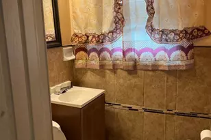 208 Walnut St, Darby, PA 19023 - Photo 17